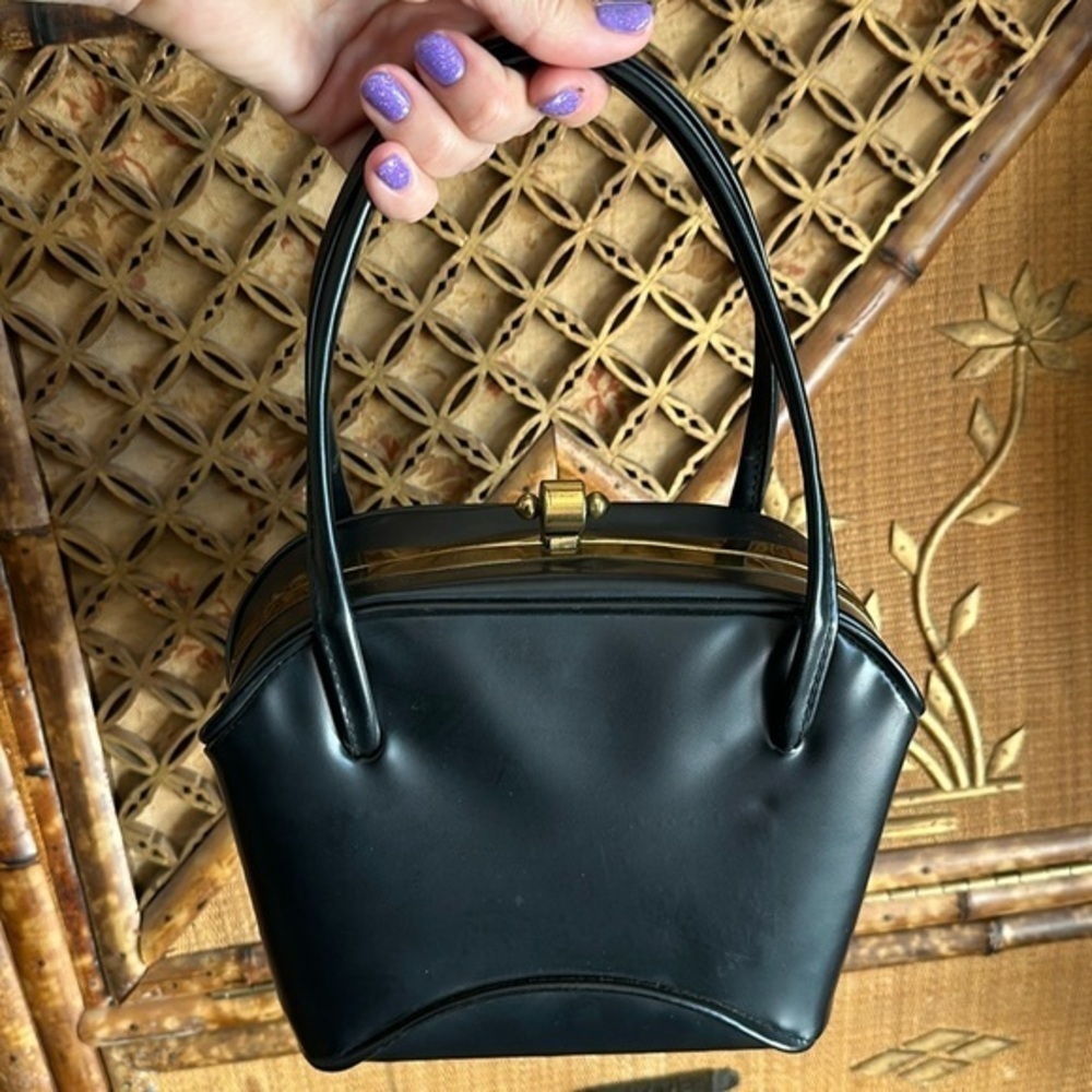 💙💙💙Vintage vinyl lunchbox bag, adorable, black, leather snap closure